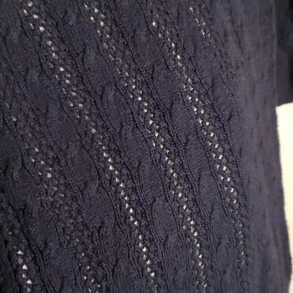 Navy knitted 3/4 length American Eagle top - Picture 3 of 4